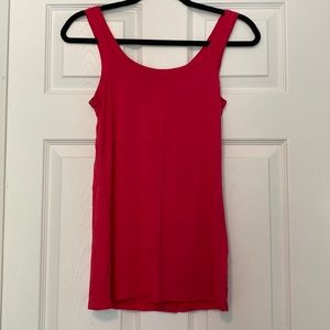Pink tank